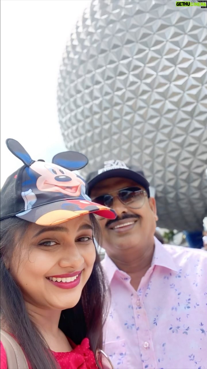 Aseema Panda Instagram - Merry Christmas β¦π²β¨ππ«From me and my forever Santa.π
π₯°