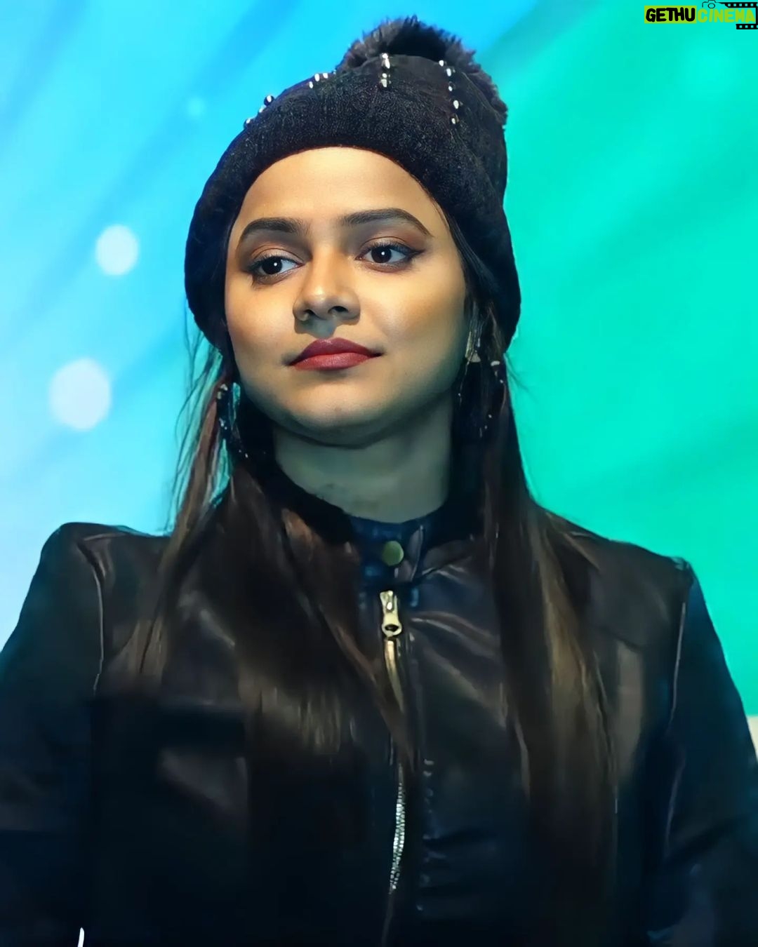Aseema Panda Instagram - MAITAPUR STAGE SHOW❤️🥰 . @aseema_panda mam😍 . #we_love_aseema #aseemapanda #aseema_panda #odiasinger #maitapurmahotsav #singer #odiasong