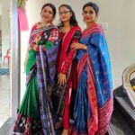 Aseema Panda Instagram - Happiness is sister time🥰 with @lipsa6163 @purbasmishra @aseema_panda 💃💃💃💃.