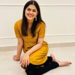 Asha Bhat Instagram - ನಿಮಗೂ, ನಿಮ್ಮ ಕುಟುಂಬಕ್ಕೂ ದಸರಾ ಹಬ್ಬದ ಶುಭಾಶಯಗಳು ❤️✨ #vijayadashami