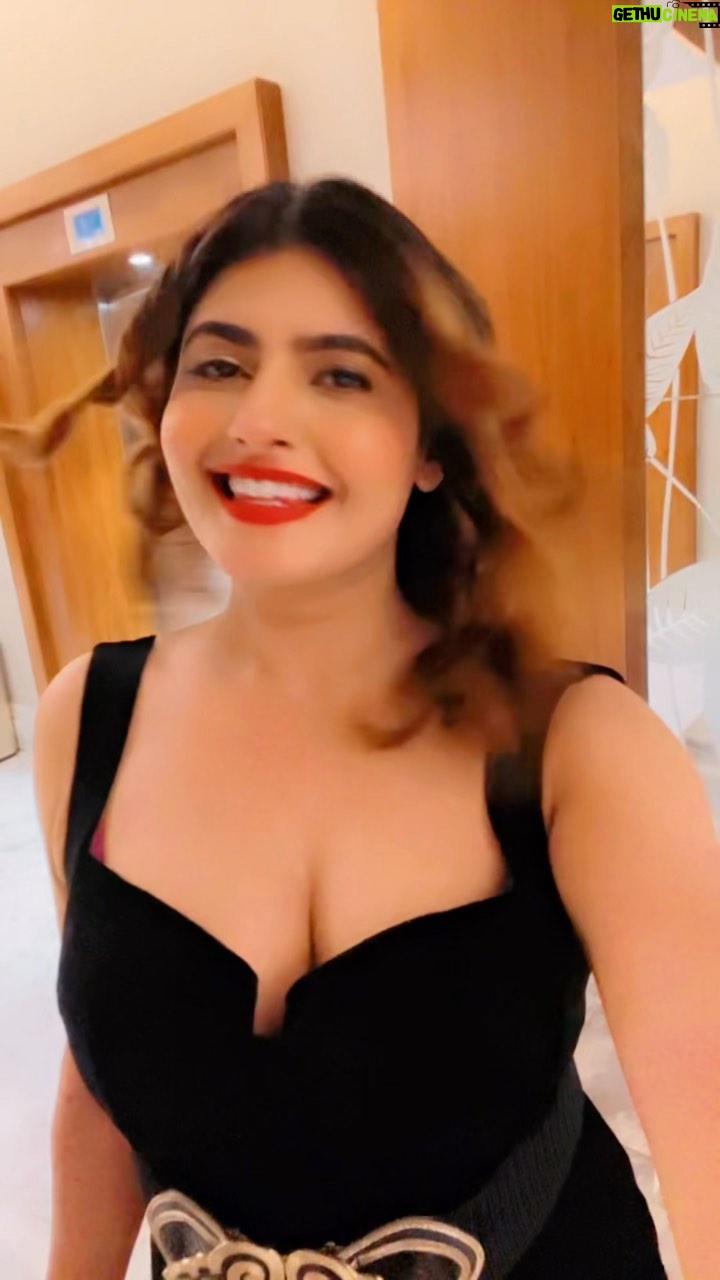 Ashima Narwal Instagram - ❤️ Love Ashima 🌬️🍂📝 Miss Sydney Australia Elegance & Miss India Global #misssydneyelegance #misssydney #ashimanarwal😎 #tgif #ashimaxfam #ashimanarwal #ashima #ashimanarwalhot #travelette #worldtourist #dubaitourism #influencersparis #apdhillon #sandalwood_official 🇦🇪 #luxurylivings #ig_ashima #dubaiinfluencer #dubaiinfluencers #dubaidesigner #sima #sima2023 #simma #ig_banglore #travellerspursuit #kollywoodactresses #kollywoodqueen #tollywoodactresses #ᴛᴏʟʟʏᴡᴏᴏᴅ #tollywoodactor #goldenheroine UAE