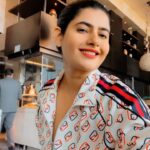Ashima Narwal Instagram - Holiday Season Love 💕 Ashima #ashima #ashimanarwal #december #ashimanarwalsaree#tollywoodactress #kollywoodactress #ᴛᴏʟʟʏᴡᴏᴏᴅ #kolllywoodmovies #misssydney #misselegance #winterstyle ##rohtakcity #goldenhair #winterdiaries #ig_india #ig_chennai #ig_banglore #ig_mumbai #wintersofindia