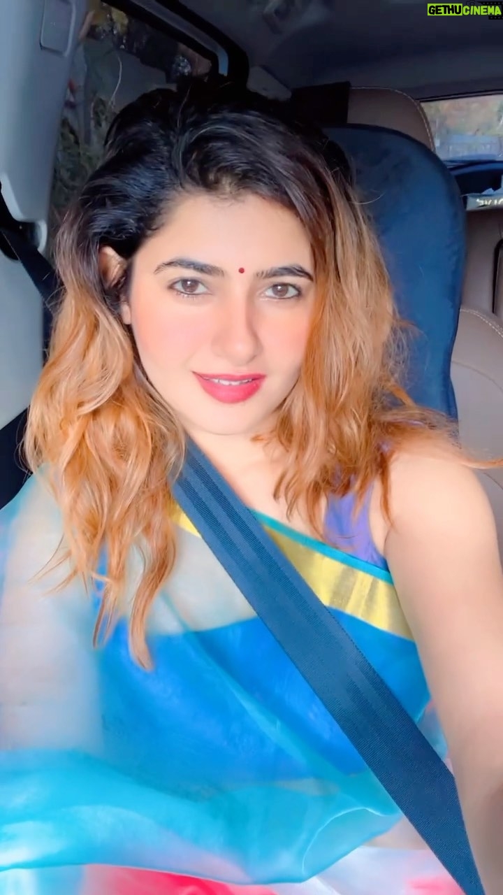 Ashima Narwal Instagram - Love 💕 Ashima #loveashima #ashima #ashimanarwal #tollywood #kollywood #ig_india #ig_hyderabad #ig_banglore #sundaythings #oldhindisongs #maroonoutfit #butterflies🦋 #drakememes #mondaymood #mondayhyderabad #blushlips #goldenhair Telangana Spice Kitchen
