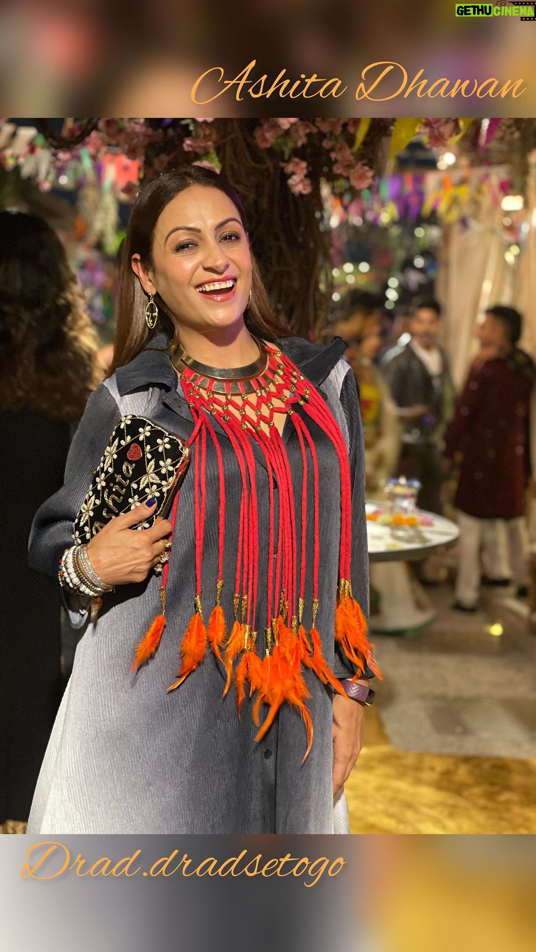 Ashita Dhawan Instagram - A fun evening ✨ A yearly ritual ✨ An event full of fashion,glamour,friends & family❤️ An evening dedicated to Rohit Verma❤️ May krishna bless u with the best and u achieve all the success in the world 🤍 Jai shree Krishna❤️ Enhanced a simple cord set with the most amazing dreadlocks by @drad.dreadsetgo ✨❤️ . . #fashionshow #rrohitvermaa #truetrammtrunk #juhu #event #superfun #ashitadhawan #dabbangdhawan #reel #dhawanswhoarehappy #dhawanandonly #dhawanprash #nightout #mumbai