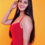 Ashwini Sree Instagram - Write a caption…❤️❤️❤️ #caption #reelsinstagram #reels #reels #reelitfeelit #reelkarofeelkaro #réel #dimple #smile #cute #ashu #bigboss #bigboss7 #bigbosstelugu #bigbosstrolls #dancer #photooftheday #instadaily #instagram #instagood #hyderabad #girl #actor #actorslife #actresses #actors #photography #portraitphotography