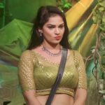 Ashwini Sree Instagram - She's the expression queen, charming all with her adorable dimple. Outfit:- @sravanimandali.official Styled by:- @harinireddym Jewellery:- @fashioncurvee #BiggBoss #BiggBossTelugu #BiggBoss7Telugu #BiggBossSeason7 #BiggBoss7TeluguUpdates #DisneyplusHotstar #Hotstar #Starmaa #Trending #TrendingReels #Explore #Viral #ViralReels #Instagram #biggboss #biggboss7telugu #starmaa #maa #ashwiniisree #ashwini #Arabianhorse #sree