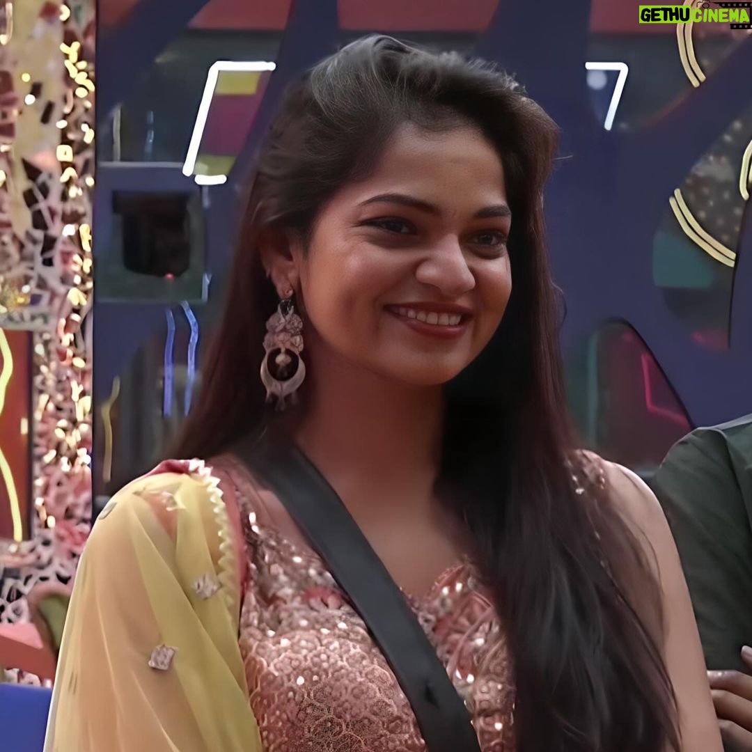 Ashwini Sree Instagram - Her smile radiates pure charm #dimplequeen👸 #BiggBoss #BiggBossTelugu #BiggBoss7Telugu #BiggBossSeason7 #BiggBoss7TeluguUpdates #DisneyplusHotstar #Hotstar #Starmaa #Trending #TrendingReels #Explore #Viral #ViralReels #Instagram #biggboss #biggboss7telugu #starmaa #maa #ashwiniisree #ashwini #Arabianhorse #sree
