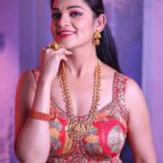 Ashwini Sree Instagram - Write a caption🌸🌺💐🌹🌺🌸 #bigboss #bigboss7 #bigboss7telugu #bigboss #love #ash #ashu #ashwini #dimples #dimple #smile #outfitoftheday #photooftheday #ootd #reelsinstagram #reels #regrann #trending #youtube #reelitfeelit #actor #actorslife #actress #actorslife #photography #portraitphotography #photooftheday #photo #trendingreels