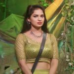 Ashwini Sree Instagram - She's the expression queen, charming all with her adorable dimple. Outfit:- @sravanimandali.official Styled by:- @harinireddym Jewellery:- @fashioncurvee #BiggBoss #BiggBossTelugu #BiggBoss7Telugu #BiggBossSeason7 #BiggBoss7TeluguUpdates #DisneyplusHotstar #Hotstar #Starmaa #Trending #TrendingReels #Explore #Viral #ViralReels #Instagram #biggboss #biggboss7telugu #starmaa #maa #ashwiniisree #ashwini #Arabianhorse #sree