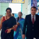 Aswathy Sreekanth Instagram - Privileged to inaugurate the Metro Experience Centre - Metro connect today along with KMRL Managing Director Sri Lokanath Behera. Now you can step in to this centre located in JLN stadium Metro station to get clarity on anything and everything about Kochi metro 🙂 @kochimetrorail