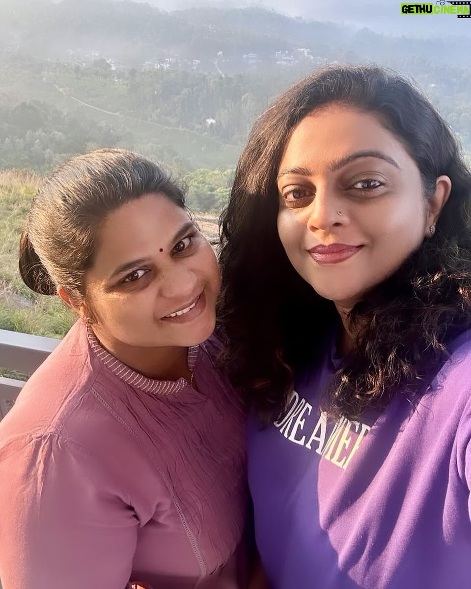 Aswathy Sreekanth Instagram - Happy Birthday to my support system, the one I can count on no matter what. Lots of love to you my dearest Savu 🥰😘 @styledbysavu ! Thank you for being in my life ❤️ Happy Birthday 🥳