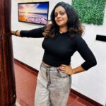 Aswathy Sreekanth Instagram - 🖤