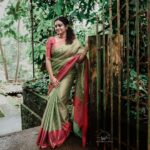 Aswathy Sreekanth Instagram - Forget not that the earth delights to feel your bare feet 🥰 Pics @souparnika.weddings