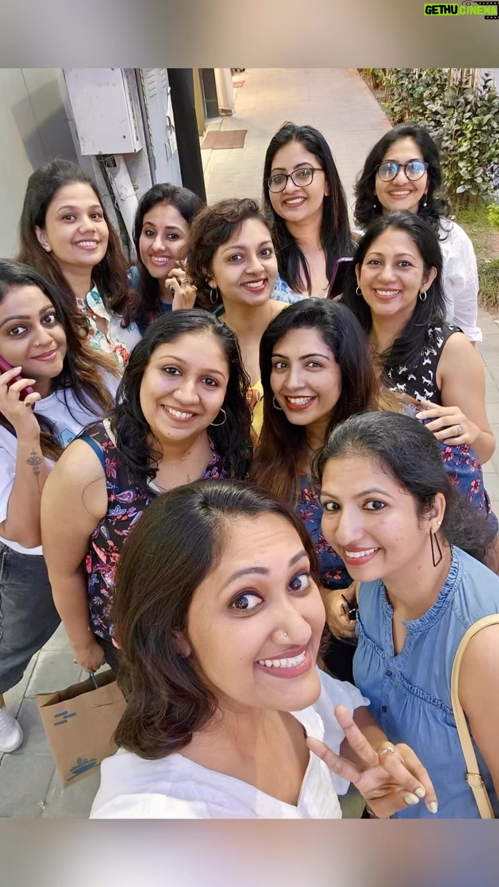 Aswathy Sreekanth Instagram - 3 Days in 30 secs 🫣 It was not easy leaving the home, it wasn’t easy for any of us, I swear. But sometimes we need to prioritise ourselves. Being happy and spreading that happiness around you is what really matters. I love you my girls, I love the kind of vibe we share 🥰 @soumya_tony97 @sandya_nra @sree.sanks @priyanka.sea @anishajmanadan @parvathyvallyathan @reethabipin @nishadeepu @jeena.ansar @the__unicornmom and we missed u @lizkapil @riyatony @anupabenson