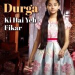 Aurra Bhatnagar Badoni Instagram - Durga ko hai apni bicchdi behen ki behad fikar. Kya uske naseeb mein likha hai apni behen se milna? 🥺 Dekhiye #DurgaAurCharu 12th December se, Mon-Fri raat 8.30 baje, sirf #Colors par. @aurrabhatnagarbadoni