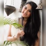 Aurra Bhatnagar Badoni Instagram - Just another royal look 🦢🪘🐚🤍✨ 📸: @shutterjuicestudio