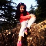 Aurra Bhatnagar Badoni Instagram - #throwback little me 😭✨🤍 It feels like it was just few seconds ago but it was 6 years back 😭 time flies so fast and travelling down the memory lane revokes feelings which can’t be described in words. 😭✨✨🥹 everyone says that u are so big now u we’re so small and I was like no I am the same but these photos, yaar I have grown really. life is short live it to the full. We only live once…. Missing Gracy big time 🐶 🥺 I just wanna hug her she was so small than n she is so big now 🥹