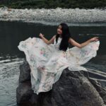 Aurra Bhatnagar Badoni Instagram - 🤍✨lost in my thoughts 🤍✨ 📸: @soulalchemi / @lovealchemi Thank u @parismita_polly di for this lovely dress 🤍✨ Palampur, The City Beautiful