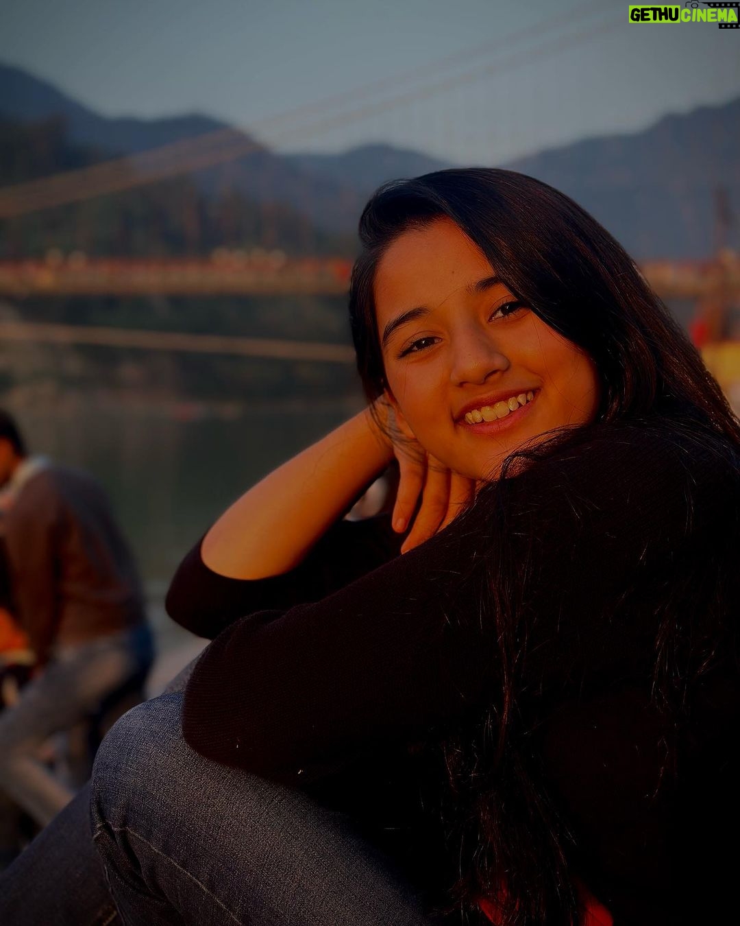Aurra Bhatnagar Badoni Instagram - A picture 📸 worth a thousand sunlit moment ☀️✨ Ram Jhula, Rishikesh