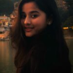 Aurra Bhatnagar Badoni Instagram - Wildly dreaming ☁️🌙✨ 📸: @deeptibhatnagarbadoni / @lovealchemi Rishikesh ऋषिकेश