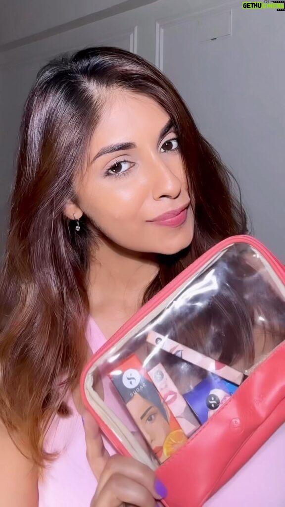 Avantika Hundal Instagram - Elevate your summer beauty routine with the limited-edition All-glow Summer Beauty Kit 😍 What are you waiting for grab yours now! 💯 In frame: @avantikahundaal Products used: ❤️ All-glow Summer Beauty Kit . . ✨Available on our website. Click the link in bio to shop now! .⁠ .⁠ #TrySUGAR #SUGARCosmetics #LearnWithSUGAR #MakeupKit #SummerMakeup #SummerEssentials