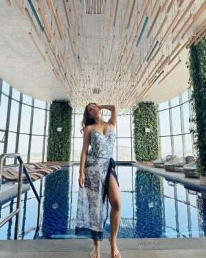 Avantika Hundal Instagram - Time for a leisurely swim at @citadinesmarinahalong ’s cozy pool 🏊🏽‍♀️ 
@goldcoastfilmsofficial 

Swimsuit @s.a.l.t._swimwear