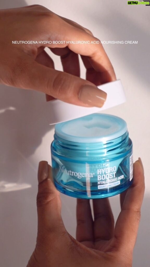 Avantika Hundal Instagram - Hydro boost your skin with the @neutrogena.india hyluronic acid range of products! 💦 This range works wonders for your skin, the key ingredient hyaluronic acid works as a powerful hydrator that attracts moisture and locks it in. Made for all skin types, it releases anti oxidant that fortifies the skin Barrier and protects against recurring dryness. Say goodbye to dry uneven skin and welcome smooth, hydrated, even and plump skin. 💙 Available at @mynykaa 💕 #ad #HydroBoostYourSkin #NeutrogenaIndia #NeutrogenaHydroBoost #NewLaunch #NewRange #HyaluronicAcid #UncomplicateSkincare #SuitableForAllSkinTypes #SkincareRange