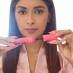 Avantika Hundal Instagram – Oh how I love makeup 💕 
Did this mascara hack for days when I don’t wear falsies. I’m wearing the @hudabeauty 1 coat wow mascara. Also, I stole the lash separator from my sister, you can get it from Amazon :) 👌🏽