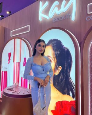 Avantika Hundal Instagram - 💙