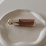 Avantika Hundal Instagram - I’m wearing shade encourage from @rarebeauty You can find this in my everyday makeup kit for sure ✨