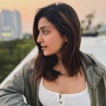 Avantika Mishra Instagram - My kinda sundowner! 🦦