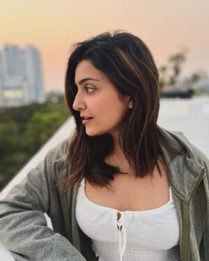 Avantika Mishra Instagram - My kinda sundowner! 🦦