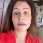 Ayesha Jhulka Instagram - Bina mobile ke zindagi …🙈🤷‍♀️😂 #mobile #tech #instagood #instagram #funny #funnyvideos #saturday #saturdays
