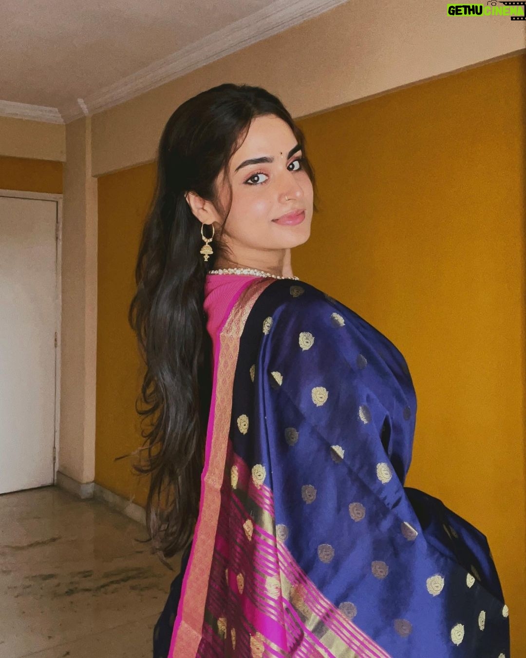 Ayesha Khan Instagram - Updating my, “Maa yahi hai wo” picture☺️