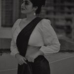 Ayesha Khan Instagram - रिम झीम गिरे सावन… . . 📷- @ruhaankhanportraits