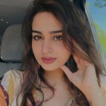 Ayesha Khan Instagram - तू टूटते तारों पे माँगे मुझे, तुझे मय्यसर हो एसी रात कोई…