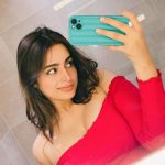 Ayesha Khan Instagram - You look good on camera, baby let’s go make a FILM 🎥 Brands Hatch