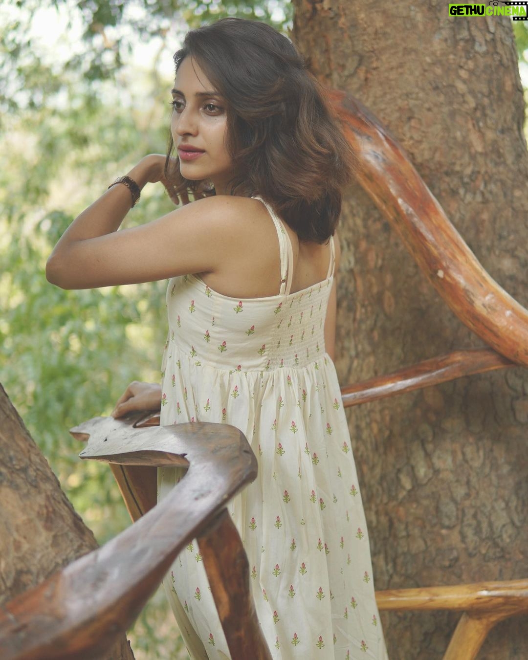 Ayesha Zeenath Instagram - Wid lots of love ............... Aysha & khaya nest π«Άπ» . . . Thank @li10ing brooo for the amazing pics π Keeth House