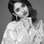 Ayesha Zeenath Instagram - Dark & light : : @en.nizharpadam @ishwaryaalaguvel @mary_vijayakumar_mua_ @fineshinejewels @istills_studio @tnt_designstudio