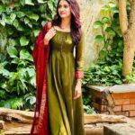 Ayesha Zeenath Instagram - 💞 : : Wearing @tag_a_clothing_brand 💞