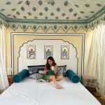 Barkha Singh Instagram – #photodump (and a sneaky #minivlog ) of a wonderful weekend mommy and I spent together at @theleelapalace_jaipur . They hosted us for the Man Singh Polo Cup 2023 finals in collaboration with the  @rajasthanpoloclub .. To cut a long story short, the weekend felt like a world of #royalty and #tradition ✨🤌🏼 

The gorggg outfit is from @houseoffett ❤️

#polointhepinkcity #TravelwithB  #jaipur #rajasthan #Polo #luxuryhotelsindia #theleela #tourismindia