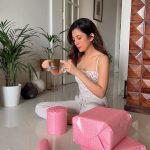 Barkha Singh Instagram - GIVEAWAY ALERT ‼️ Read the steps!! 👇 After an overwhelming response on the previous #giveaway I’ve decided to do one more!! So if you missed the chance to #win the first time round now is a good time to participate! 🥳 All you have to do is follow 3 SIMPLE STEPS!💕 1) Save this post 2) Tag one person in the comments who makes you happy and make you grin like an idiot! 😃 3) Share this post on your stories (don’t forget to tag me so I know)! And of course make sure you’re following me to be eligible for this giveaway!! The giveaway hampers are filled with your favourite #skincare and #makeup brands! Good luck!🤗✨ #love #gifthampers