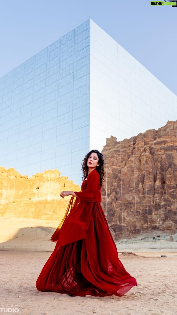 Barkha Singh Instagram - The word ‘Maraya’ in Arabic translates to ‘mirror’. The mirrored Maraya Concert Hall is situated at the UNESCO heritage site Al-Hijra, providing an architecural reflection of the volcanic landscape. Maraya is a stunning piece of art set in the desert canyon of Ashar Valley. Atop it all is the rooftop restaurant, Maraya Social – a stunning and innovative dining concept by British chef Jason Atherton. Maraya’s auditorium has hosted a wide range of world-class musical performances by global icons such as Alicia Keys, John Legend, OneRepublic, Usher and Seal, and regional stars like Mohamed Abdo, Angham, Majid Al Mohandis, Kadim Al Sahir and Assala Nasri. Art exhibitions have included the hugely successful ‘FAME: Andy Warhol in AlUla’ and What Lies Within. 📸 @flashstudiosofficial 📍 @marayaalula #TravelwithB #Maraya #MarayaAlUla #ExperienceAlUla #saudiarabia #travel #travelcontent #sauditourism #desertrose #foryou #destinations #offbeatdestinations #wanderlust