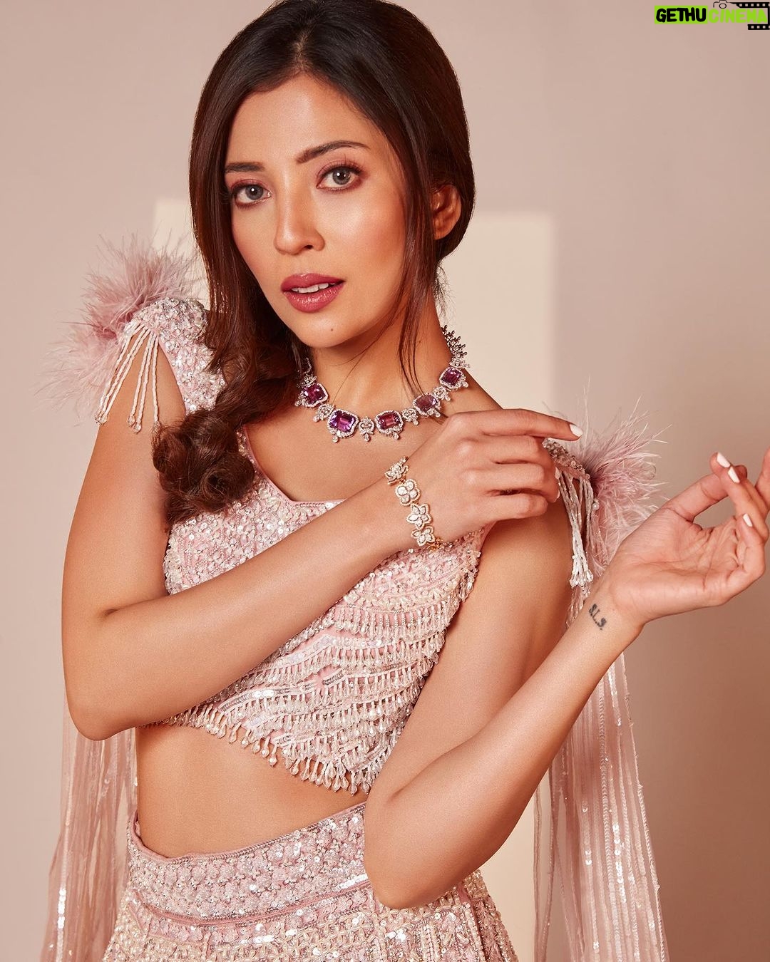 Barkha Singh Instagram - In the September edition of @fablookmagazine 💗✨ Founder & styled by @milliarora7777 @ankkittt.chadda.official Wearing @pravalikakolaofficial_ Mua @makeupbymomina_ Hair @amuthevar Heels @pabishfootwears Styling team @styled_by_tanisha Shot by @tanvigvora Cinematographer @chalchitrakar #indiandesigners #lehenga #indianwear #ethnicwear #traditional #embellished #foryou #outfitideas #traditionalwear