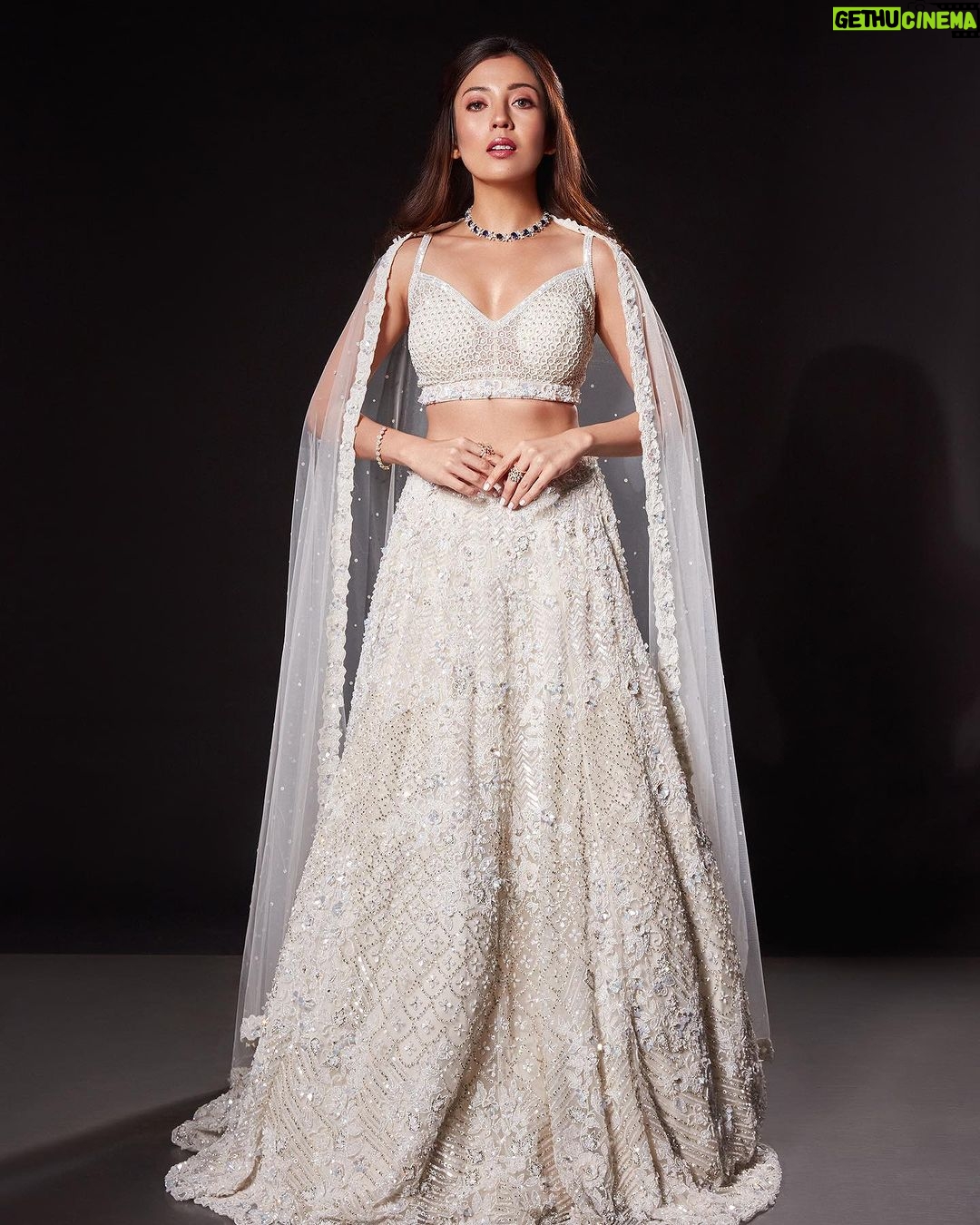 Barkha Singh Instagram - Over the next few posts I’ll be sharing looks from my shoot with @fablookmagazine 💗 Founder & styled by @milliarora7777 @ankkittt.chadda.official Wearing @roopvatikaofficial Jewels @chosenbytejpal Mua @makeupbymomina_ Hair @amuthevar Styling team @styled_by_tanisha Shot by @tanvigvora Cinematographer @chalchitrakar #lehenga #foryou #ethnicwear #indianwear #traditional #whitelehenga