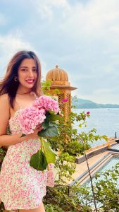 Barkha Singh Instagram - @theleelapalaceudaipur you have my heart ❤️ Let’s call this a slightly late #birthday #minivlog ok 😅 I wish this reel could do even little justice to the beautiful and wonderful experience I had on my birthday. My gurrrrrrrl @bora__kiran made it even more special in every way possible (I love you for life Boru ❤️) I Couldn’t have brought it in in a better way. The hospitality is unmatched, food is delicious and the staff is so professional and friendly. The architecture and building is great. Definitely one of my favourite properties in the country. Big big love.♥️ #hotels #theleelapalace #udaipur #rajasthan #travelwithB #indianhotels #hospitality #foryou #luxuryhotelsindia #luxuryhotels