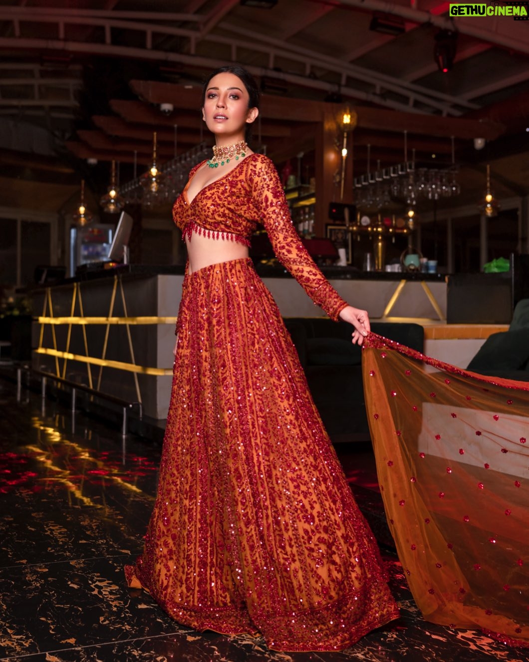 Barkha Singh Instagram - Never met a #Lehenga I didn’t like ✨ Magazine: @weddingvows.in Publisher & CEO: @itsme_daksh Team WV: @farvi_wadhwa Fashion Styling: @sshorewala Wardrobe: @rajesh_sarees Jewellery: @shoppaksha Photography: @luvisrrani Hair n Makeup: @jui_themakeupartist Assistant: @siddharth.karandikar Location: @opabarandcafe #Weddingvows #bridal #indianweddinglehengas #WeddingVowsMagazine #covergirl #wedding #weddingindia #indianweddings #traditional #lehenga
