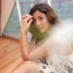 Barkha Singh Instagram – Daydreaming ✨

📸 @aishwaryaa.nayak 
HMU @taskeen_c 
Styled by @shwetaputhhran @styledbyshwetaputhhran 
Jewellery @palmonas_official 
At @machanresorts 

#portraits #portraitphotography #foryou #beachwaves #naturallight #naturallightphotography