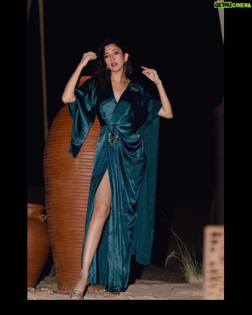 Barkha Singh Instagram - Because #DubaiBling went to #AlUla too 😂😝🤌🏼✨ Before you ask here are the outfit deets: Image 3 (teal dress) @houseoffett Image 4 (light green dress) @kina.label and jewels by @rubans.in Image 5 #coordset from @maisolos.world Image 6 red checkered jacket @apara.in 📸 @flashstudiosofficial At @experiencealula Styled by @aesana0710 #photodump #travelwithB #Staystylish