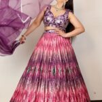 Bebika Dhurve Instagram - Be a woman of confidence and self respect , give the world a reason worth fighting for... #bebika #bebikadhurve @paaneri_dadar @makeover_rituu @good_beginningstudio @mehtaemporiumjewellers